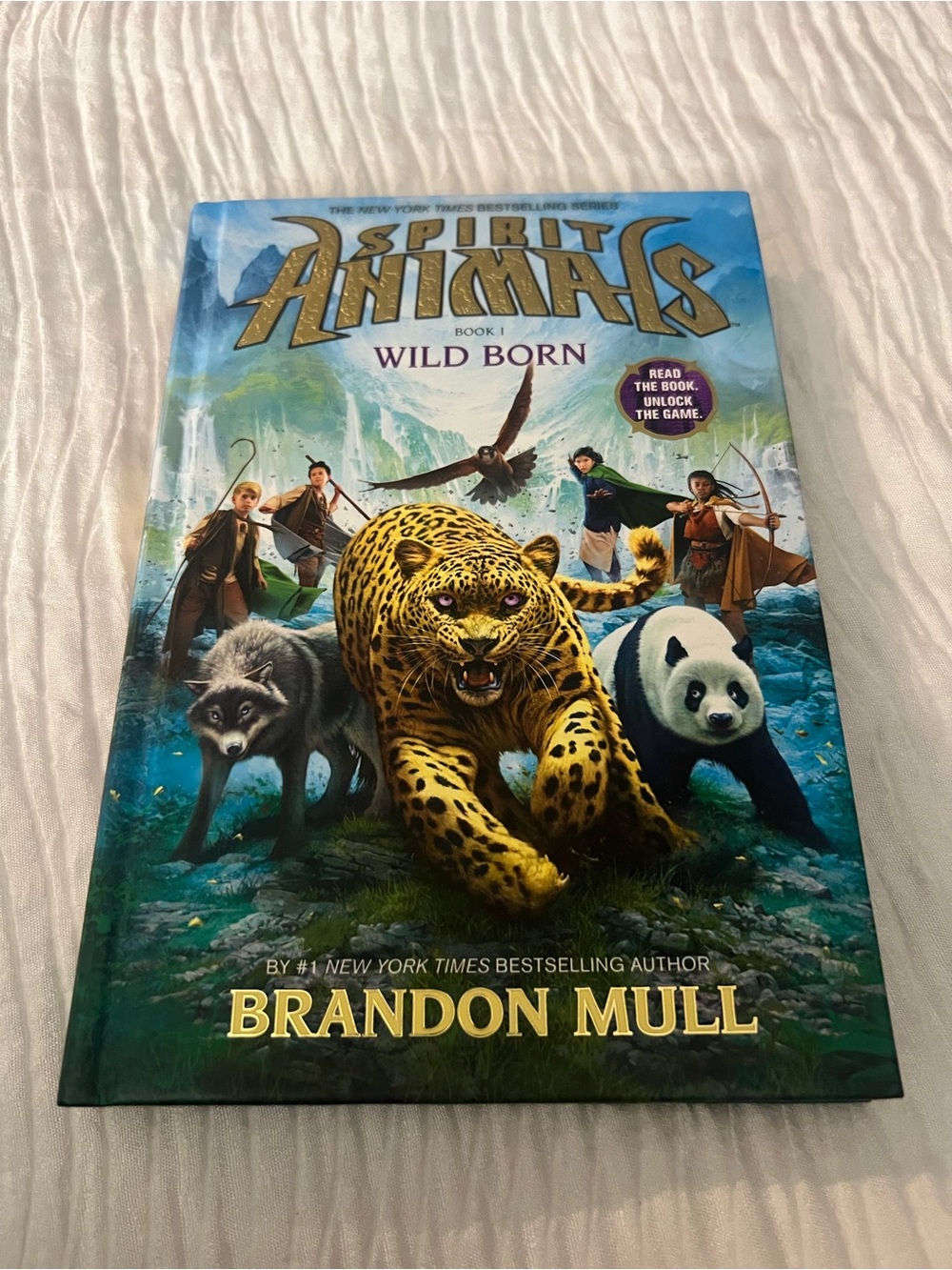 Spirit Animals: Wild Born - Gold & Blue Hardcover